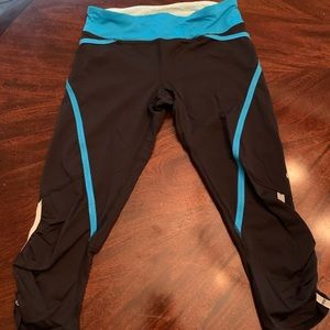 Lululemon cropped leggings